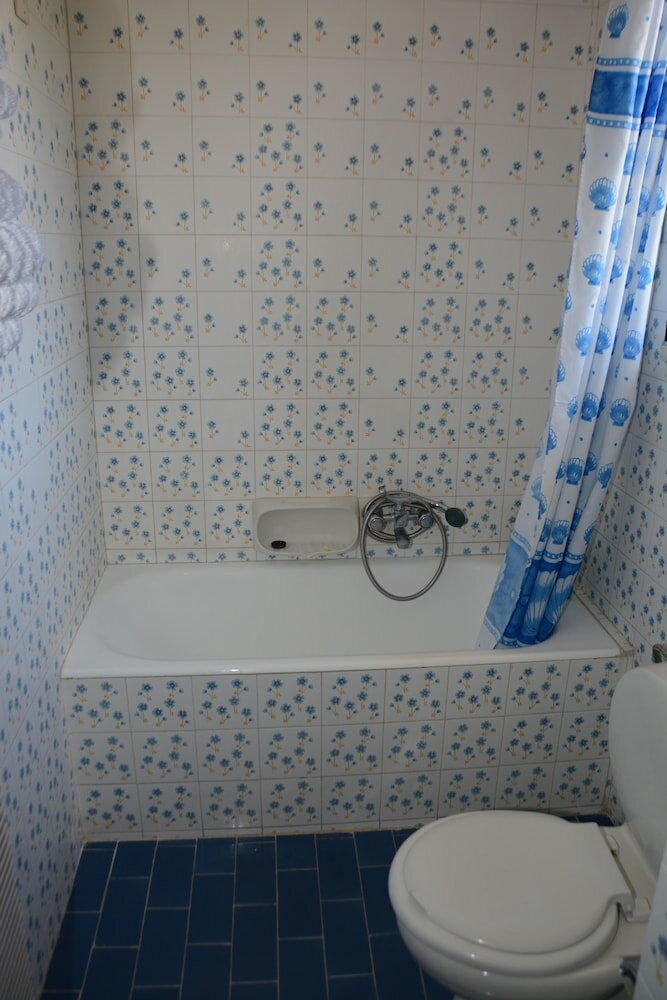 Фото Niki Hotel Apartments