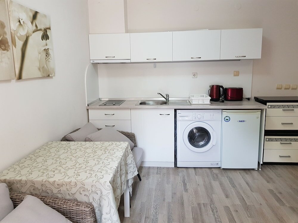 Фото 1-st Line Izvora Hotel Golden Sands