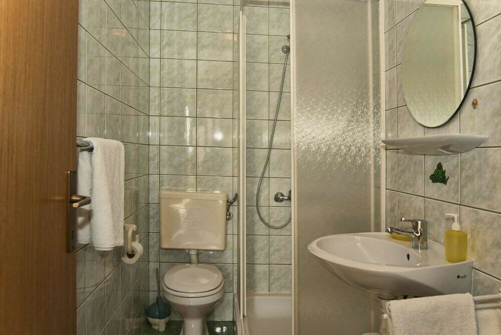 Фото Apartments Zderic