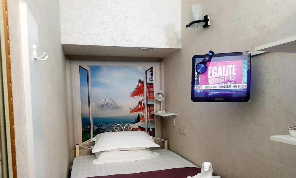 Фото L. E. S. Hostel