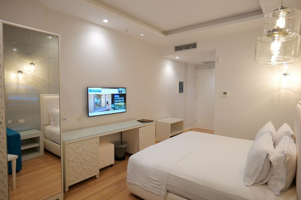 Фото Hotel Luxury