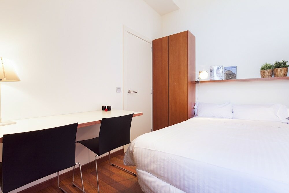 Фото Inside Barcelona Apartments Mercat