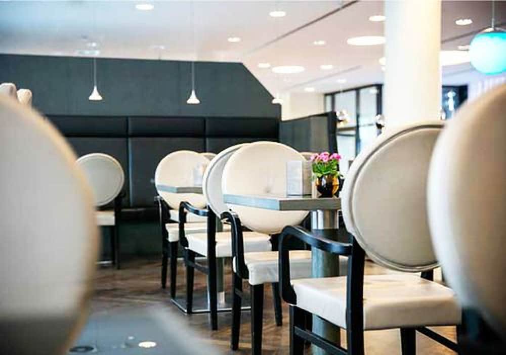 Фото Arcotel Onyx Hamburg