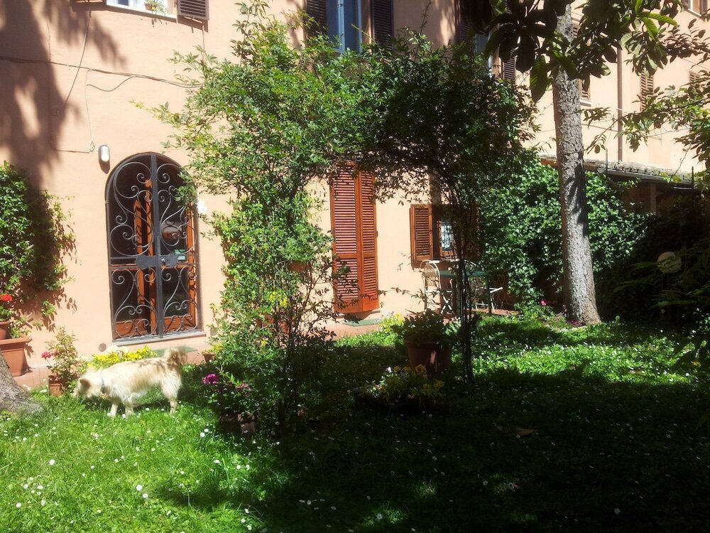 Фото B&b Al Giardino di Alice