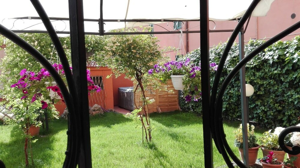 Фото B&b Al Giardino di Alice