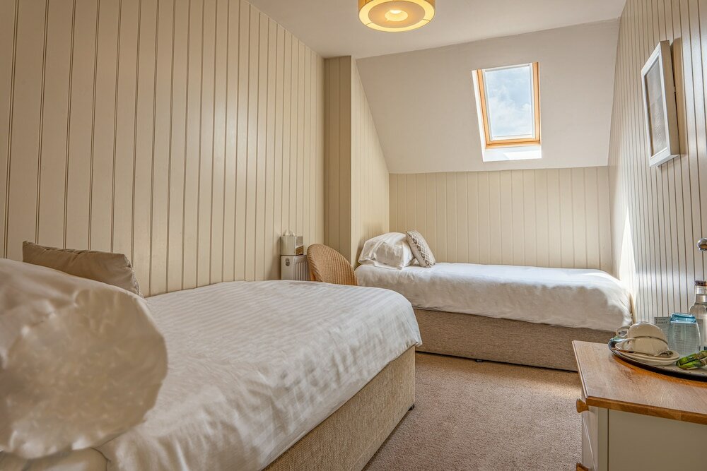 Фото The Botany Bay Hotel