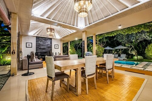 Гостиница Villa Martini in the heart of Seminyak