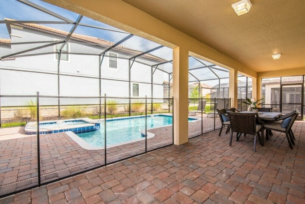 Фото Champions Gate Ihr 4031