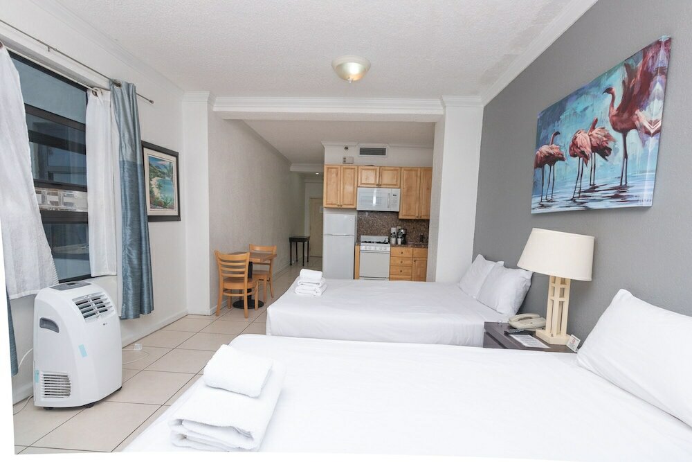 Фото 519 City View Hollywood Beach