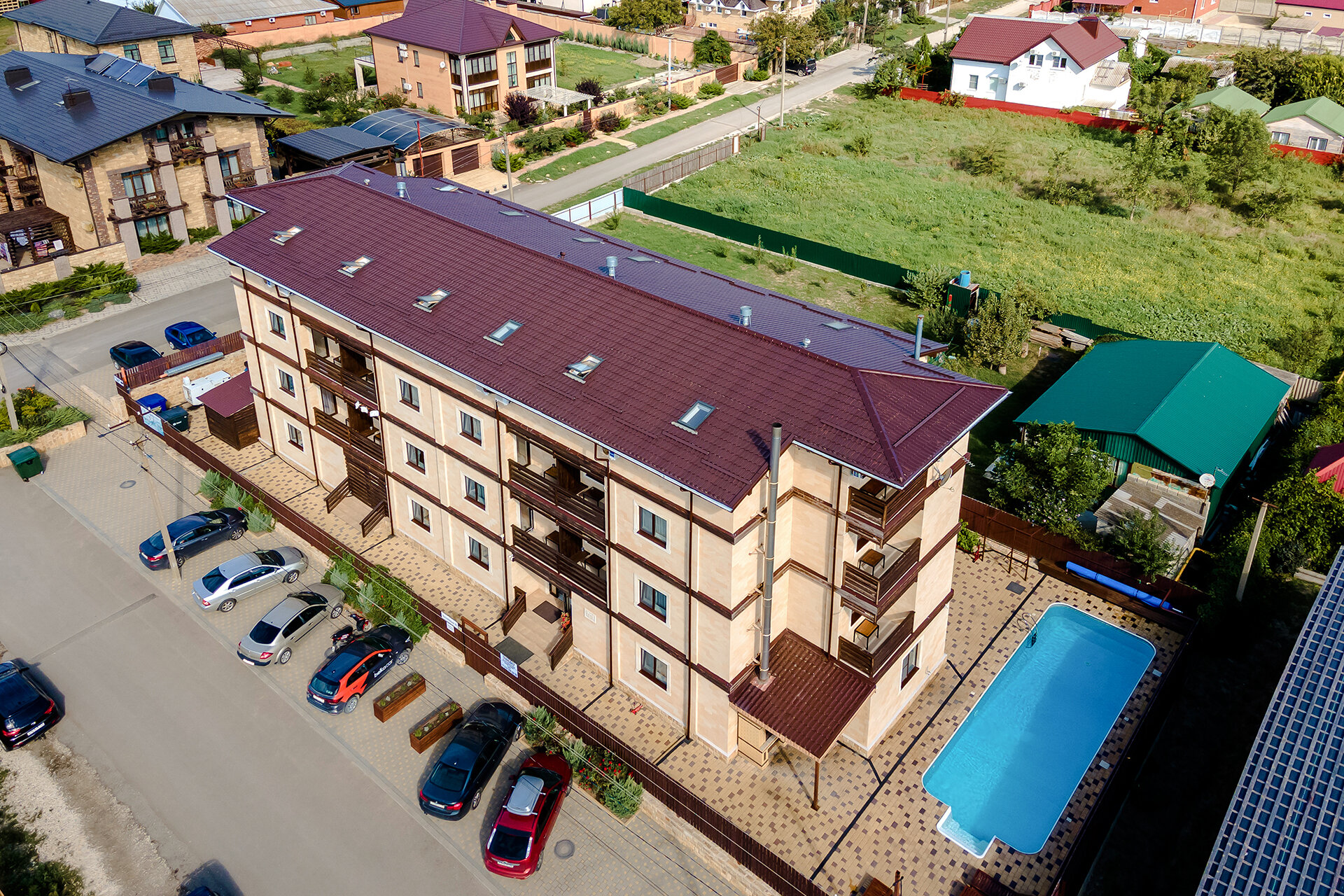 Фото отеля 2