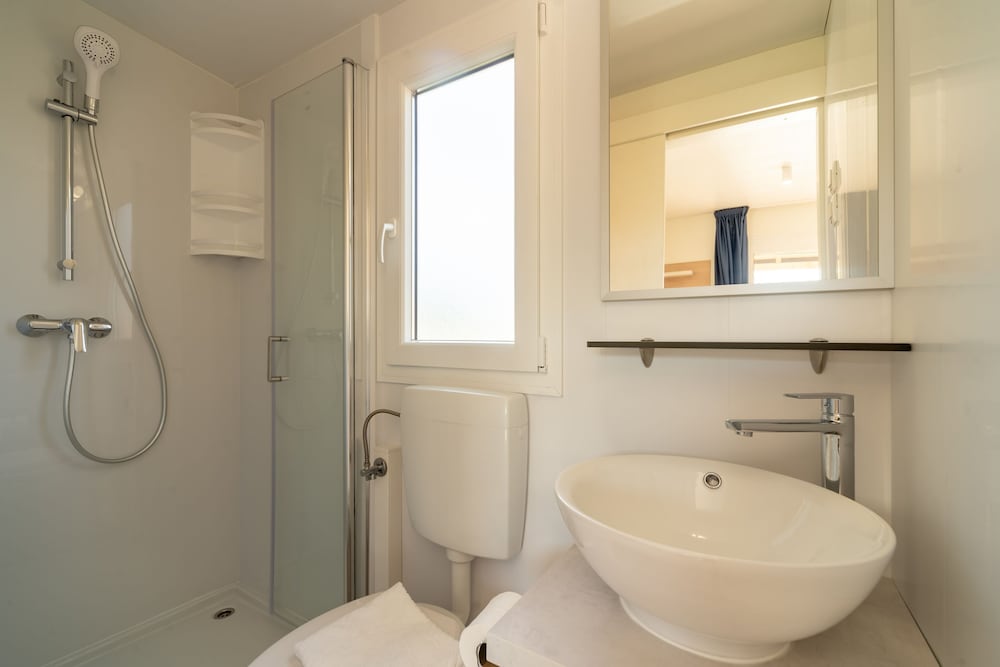 Фото Mediteran Mobile Homes Camping Park Umag