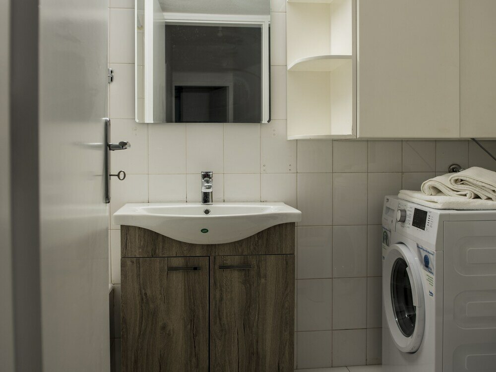 Фото Eleni Lux Apartment