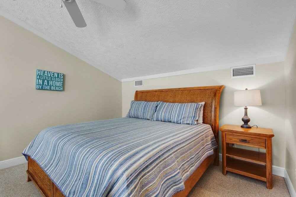 Фото Parrotdise on the Gulf