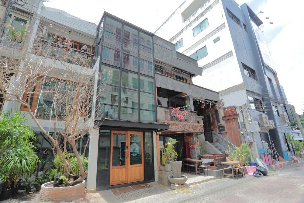 Фото отеля 2