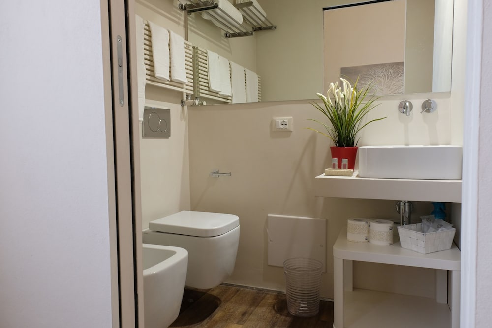 Фото Charming Studio Casa Emilia