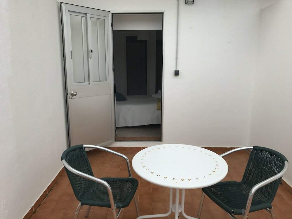 Фото Hostal Restaurante Tarín