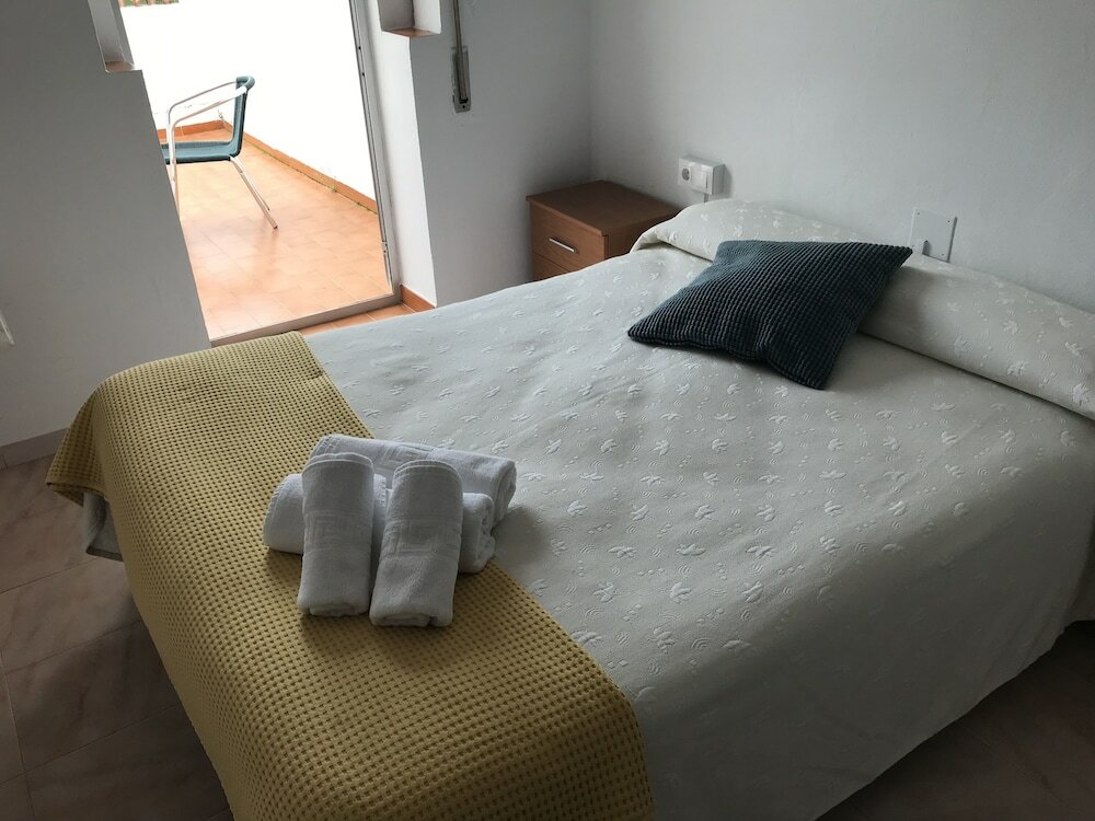 Фото Hostal Restaurante Tarín