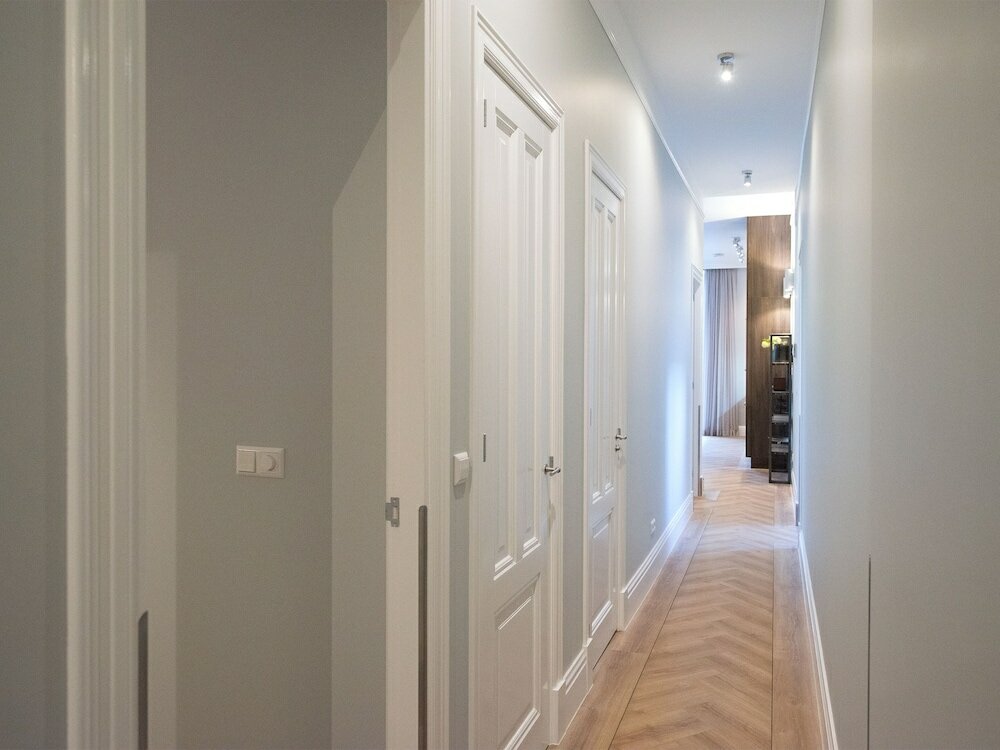 Фото BizStay Park Central Executive