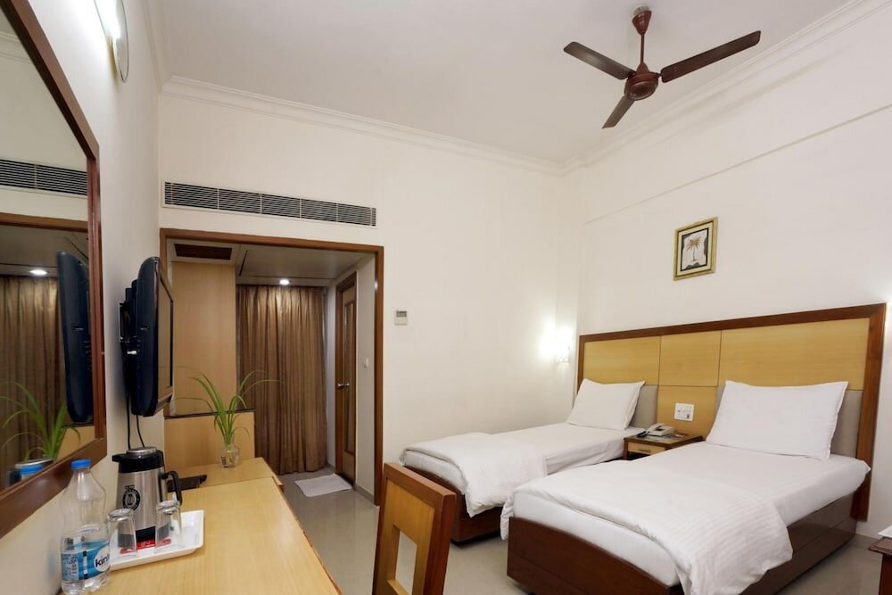 Фото Hotel Geetha Regency