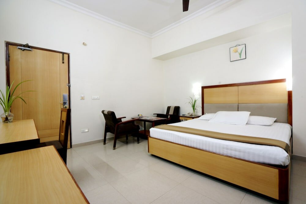 Фото Hotel Geetha Regency
