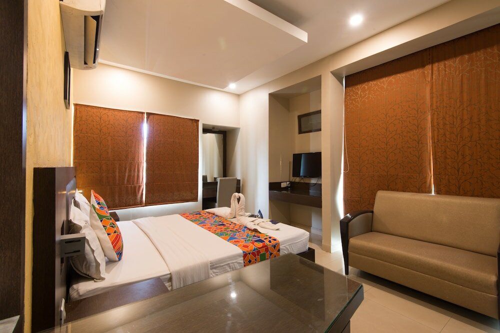 Фото FabHotel Santhome Inn