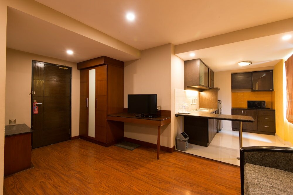 Фото FabHotel Santhome Inn