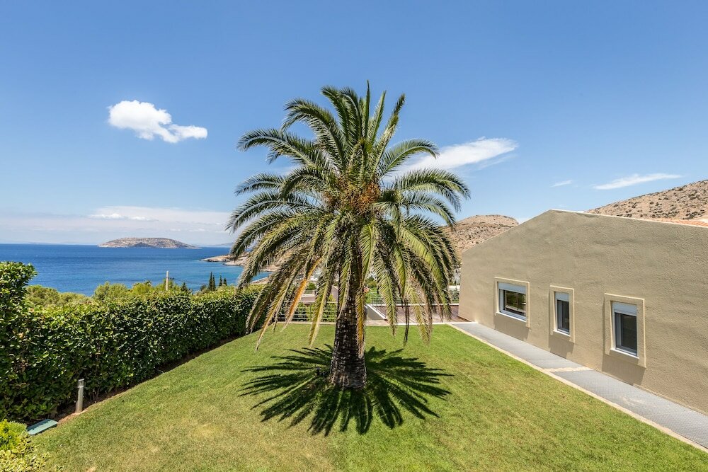 Фото Niriides Villa