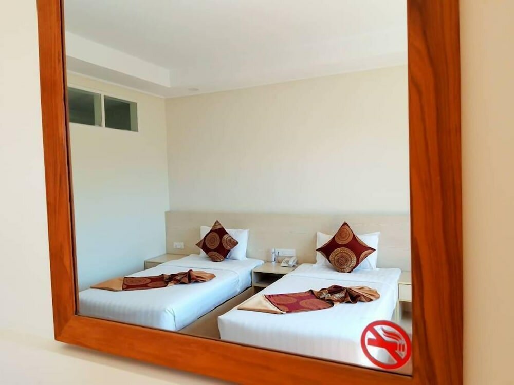 Фото Hotel Mya Yar Pin