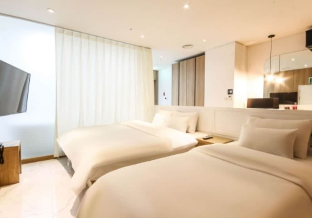 Фото Biennale Hotel