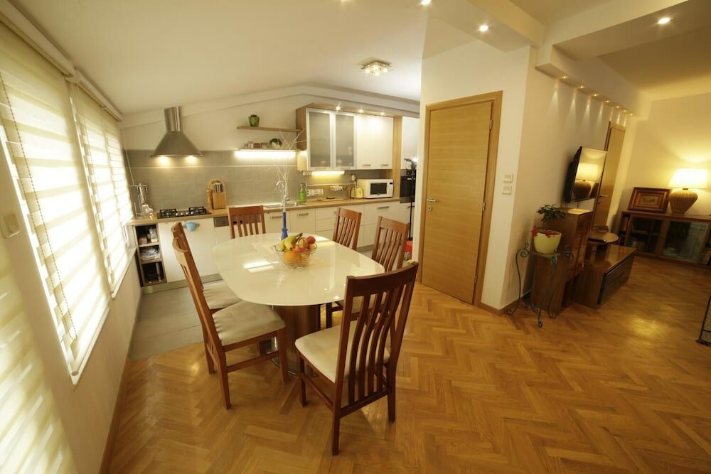 Фото Apartment F9