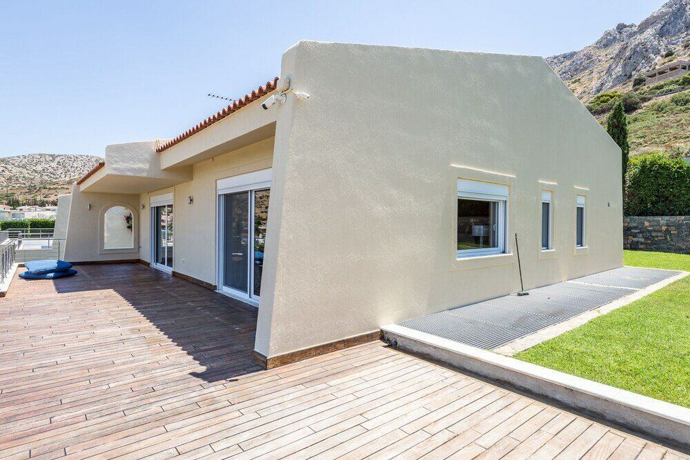 Фото Niriides Villa