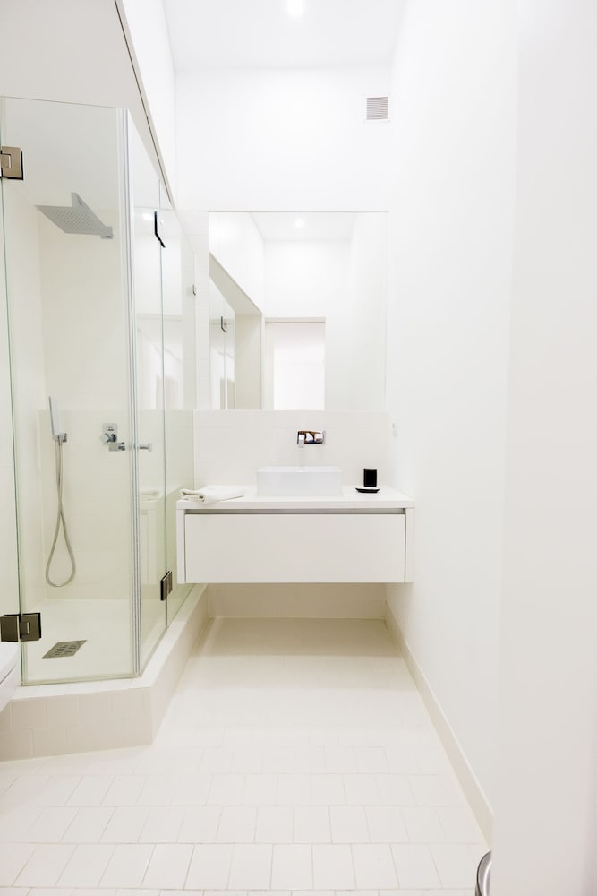 Фото The Trendy Prince Lisbon Apartment