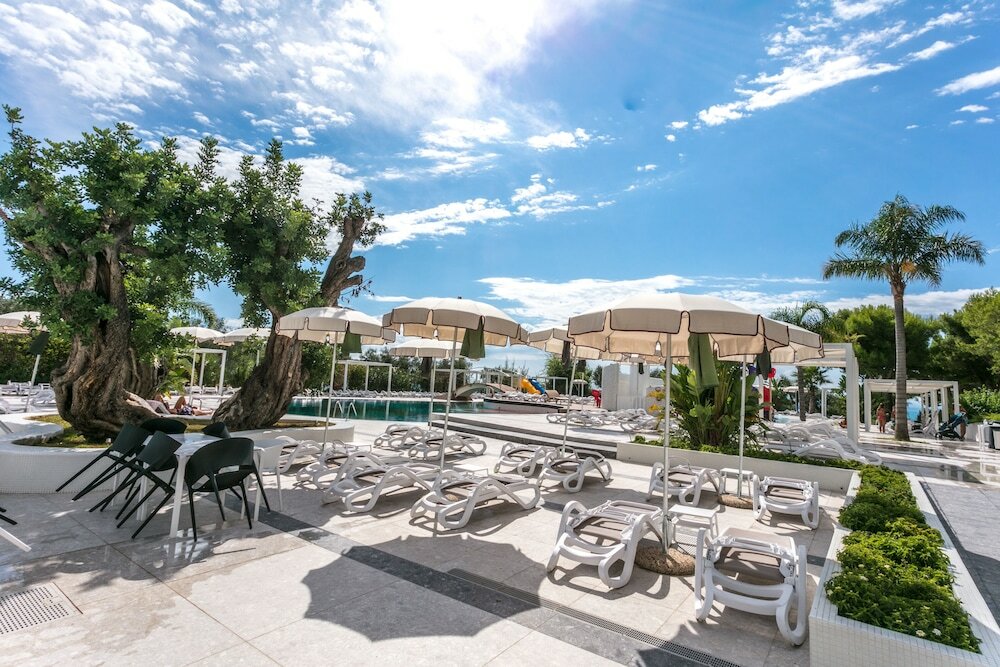 Фото Villaggio Turistico Baia Del Monaco