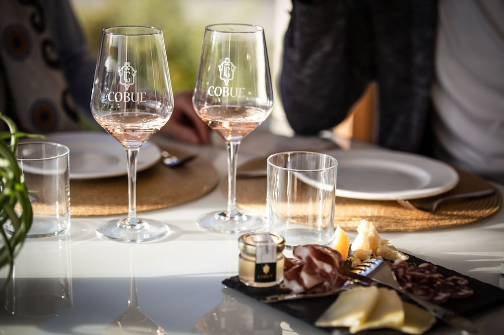 Фото Cobue Wine Resort & SPA