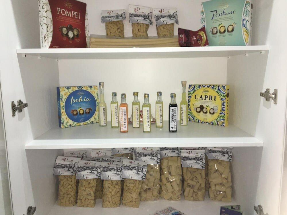 Фото Giuly Suites & Rooms