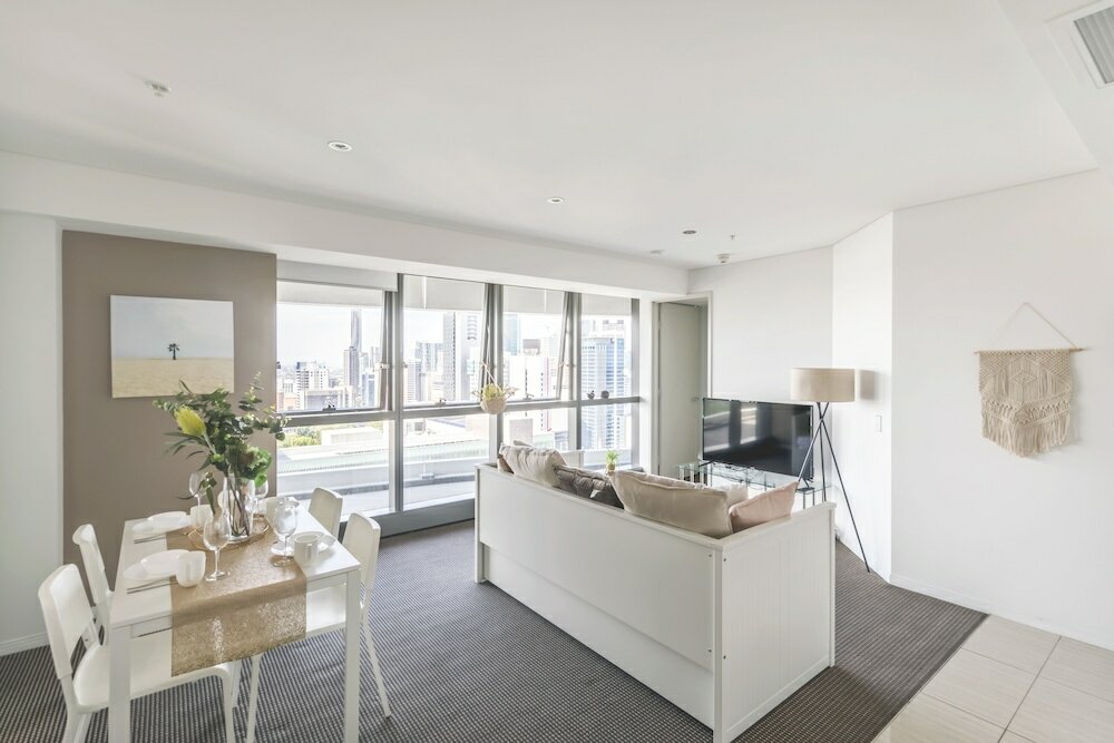 Фото Airhome Brisbane Cbd Apartments