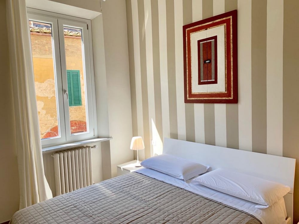 Фото Regis Condo