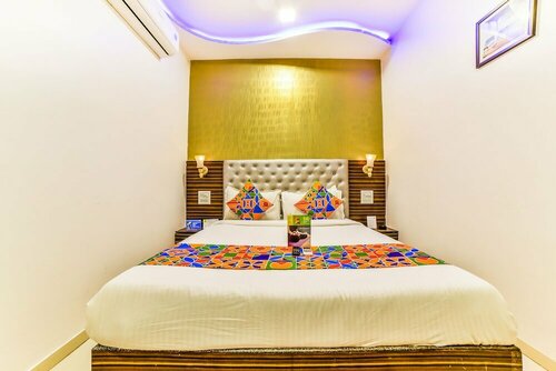 Гостиница Fabexpress Bently Palace в Мумбаи