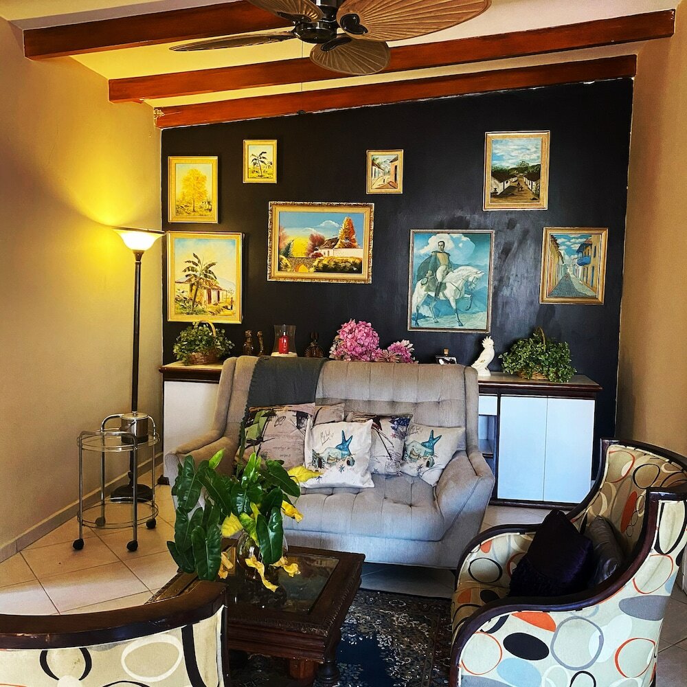 Фото House of Mosaic Villa Aruba