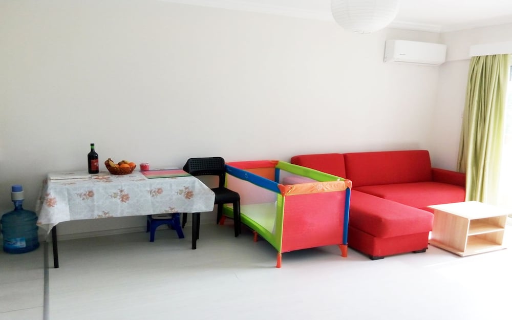 Фото Studio with Pool View at Longbeach