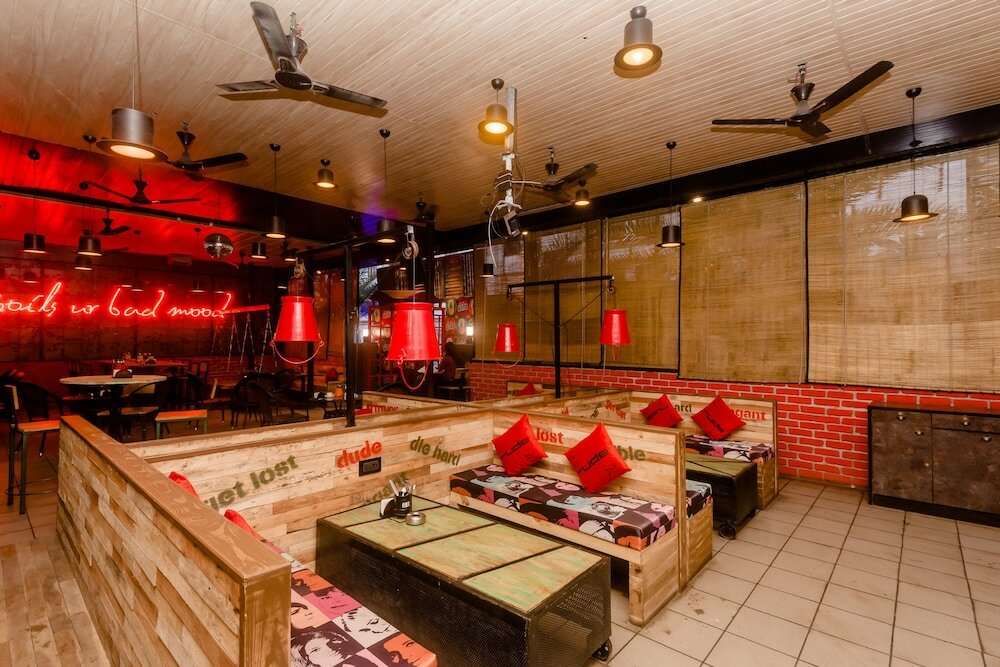 Фото Capital O 27600 Hotel Sai Plaza