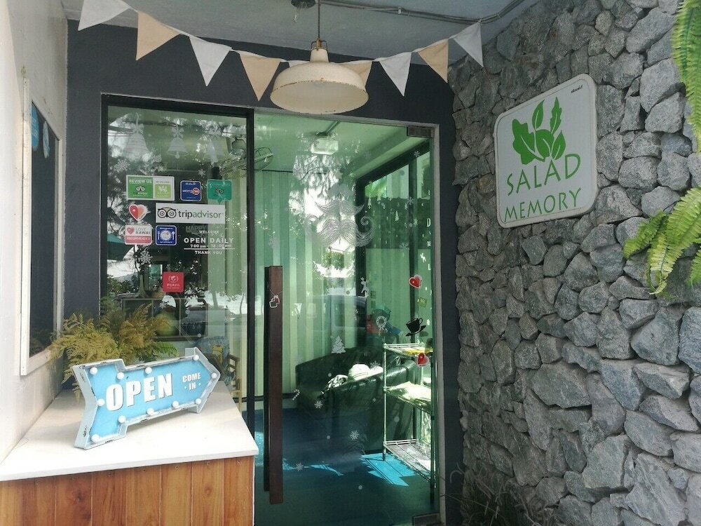 Фото The Title East Wing by Trips Phuket