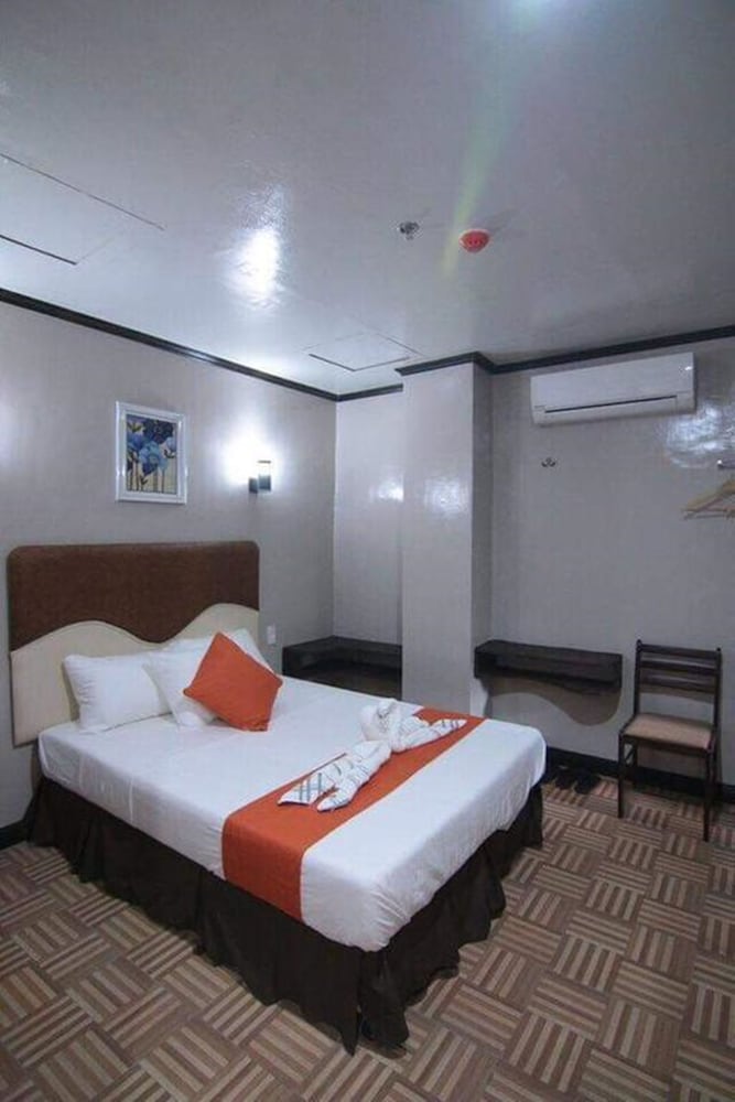 Фото 7 Meadows Inn