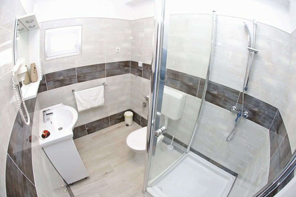 Фото Deluxe Mkc Apartments