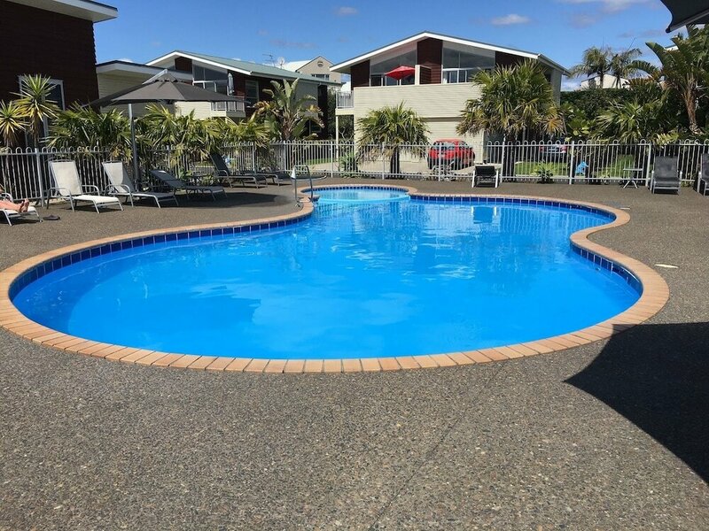 Гостиница Waterfront Apartments Whitianga