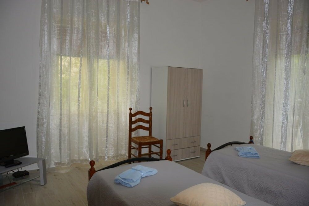 Фото La Rosa Bed & Breakfast