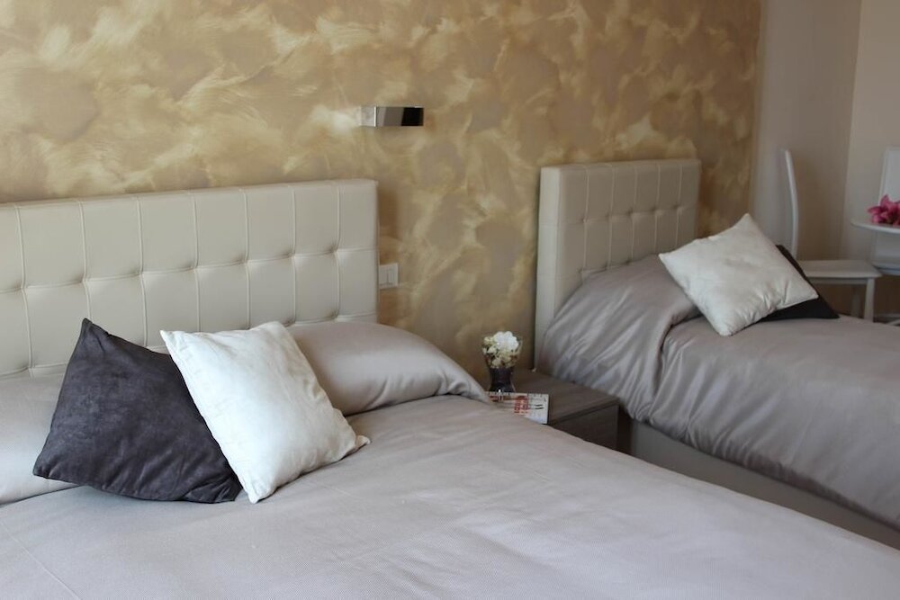 Фото Windows on Rome