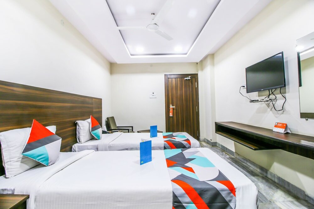 Фото FabHotel Srujana Inn