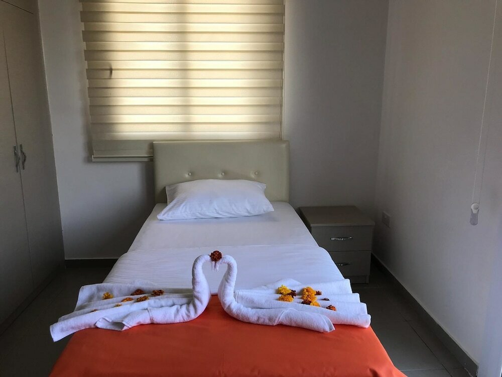 Фото Girne Ideal Rezidans