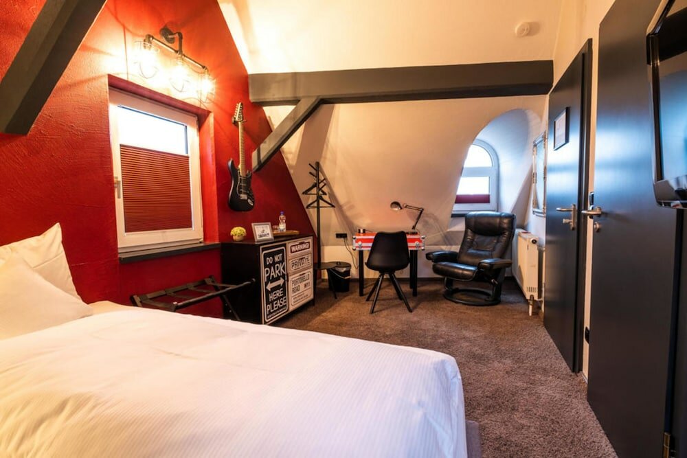 Фото Engel Hotel und Diner